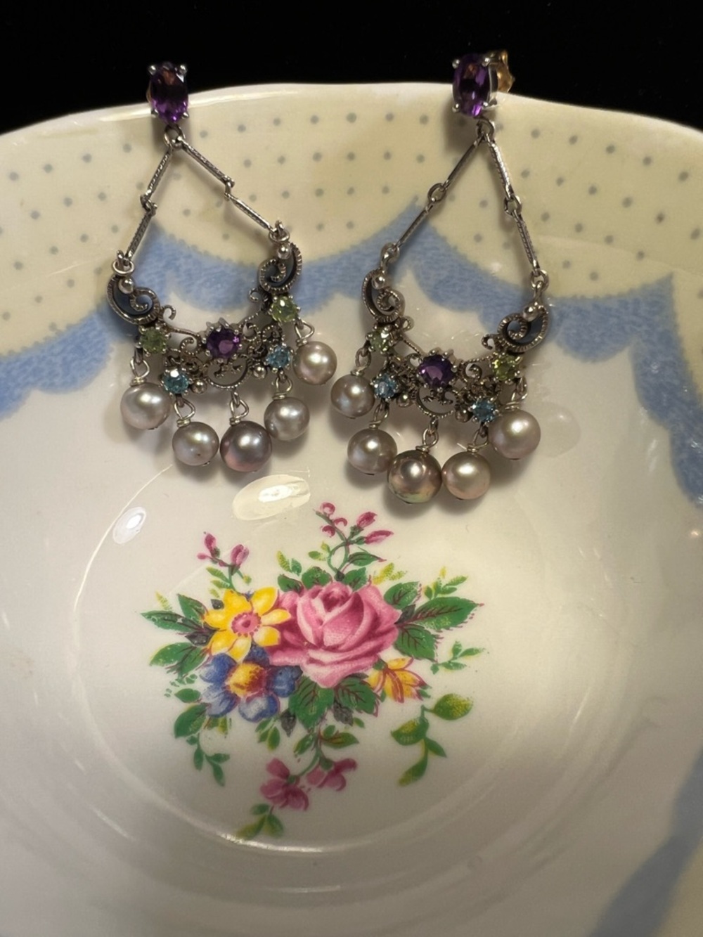 Vintage sterling silver Chandelier earrings w/intricate filigree accents, 11.5gm - Picture 10 of 10